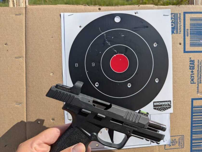 SIG P322 on target