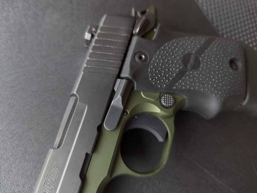 SIG P938 controls