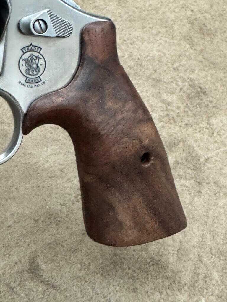 Tyler Gun Works Bear Hug fancy walnut stocks on S&W 629 Mountain Gun