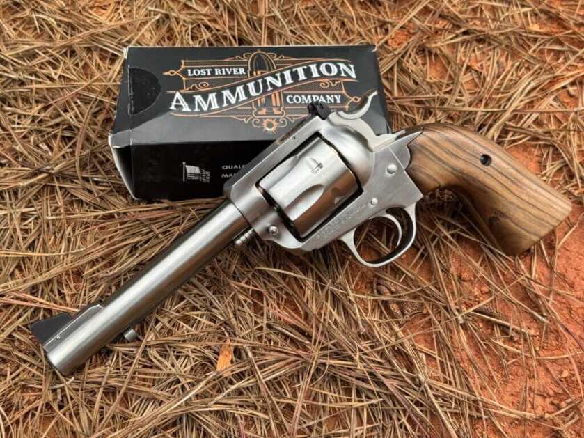 Ruger Blackhawk Taffin tribute with ammunition on bench cover image