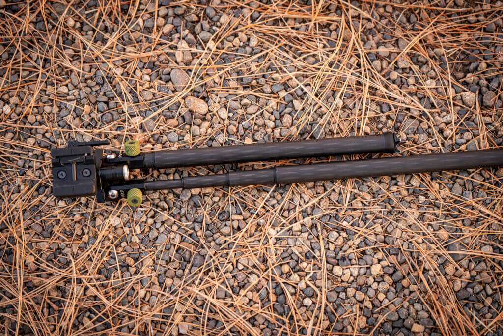 R3D CKYE-POD leg with one section extended to show lock points and section joints