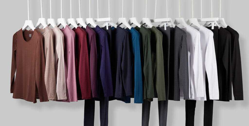 32 Degrees Lightweight Baselayer scoop top in multiple colors for cold campuses