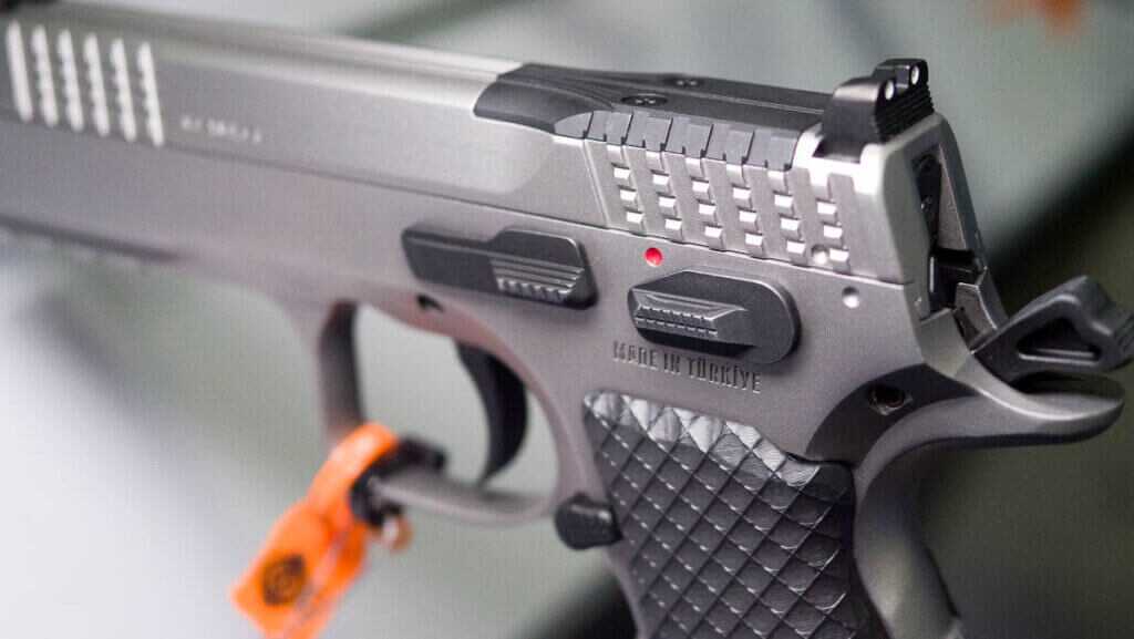 Close up view of the rear left side of the receiver.