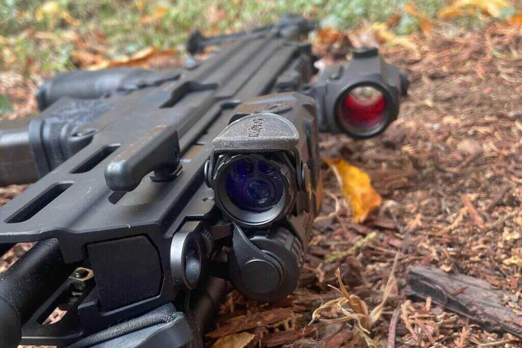 Front emitters on the Holosun IRIS-3 showing shared lens design