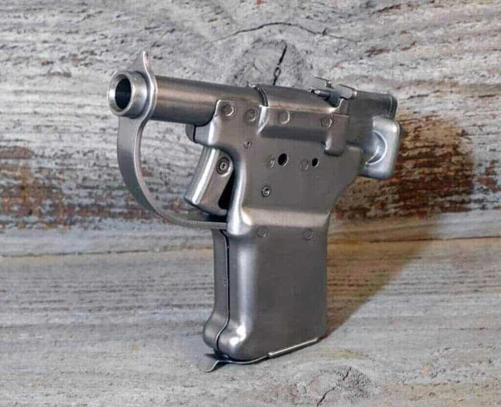 FP45 Liberator single-shot resistance pistol from World War 2 shown as the ancestor of the Altor 9mm