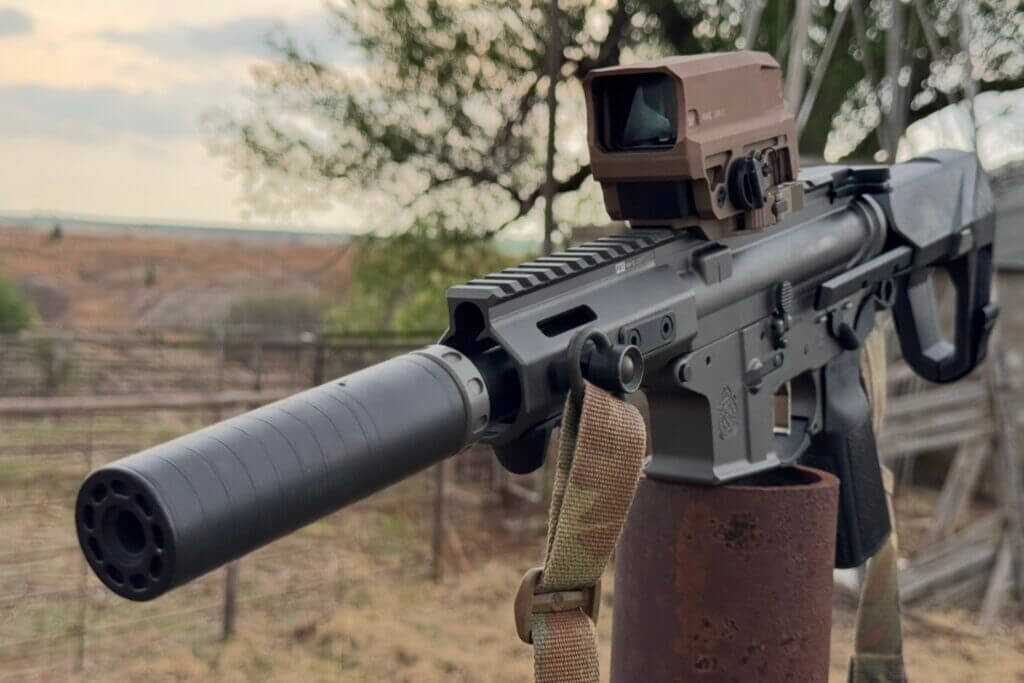 SilencerCo Spectre 9 suppressor mounted on Springfield Armory SAINT Victor 9mm PDW