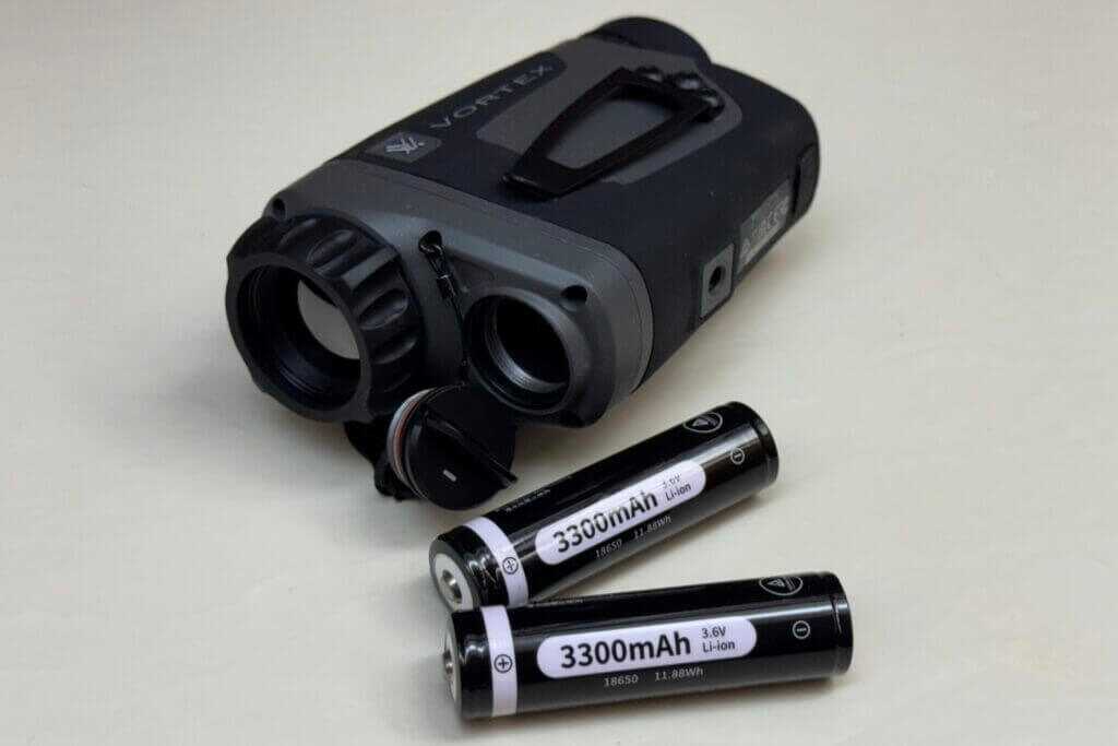 Vortex Veil 400 battery compartment showing the single removable 18650 battery power system