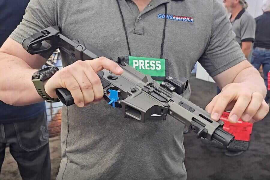 Ppringfield saint victor 9mm pdw compact rifle tungsten gray.