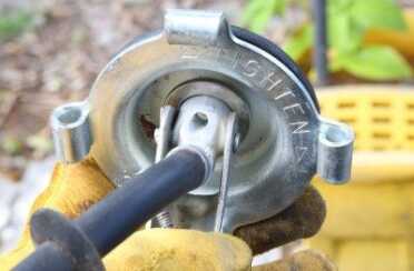 This is a close up of the vent hole that is in the cap. The breather tube is an absolutely critical component unless you tap some kind of container that has its own ventilation system, like a boaters gas tank or something. 
