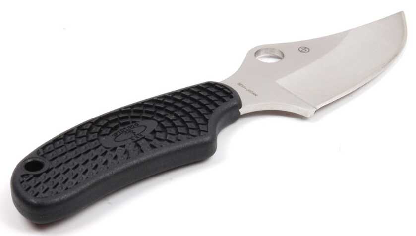 What I Love & Hate About the Spyderco ARK H1 Neck Knife