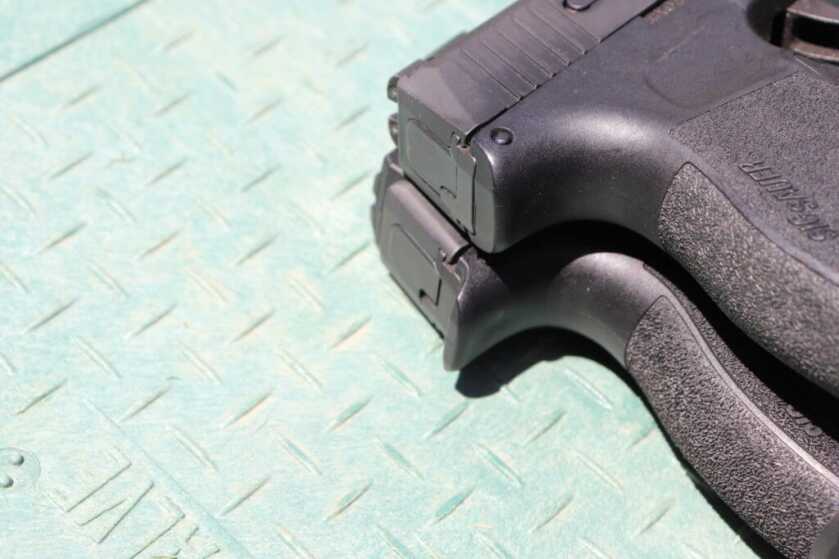 The SIG P365 vs P365XL