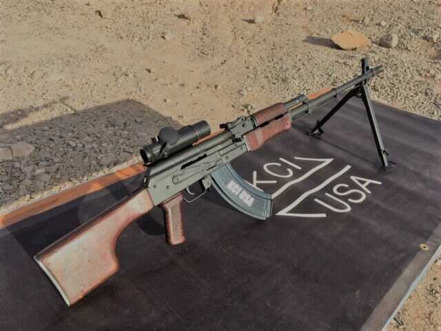 Red Oktober: AK Culture Kalash