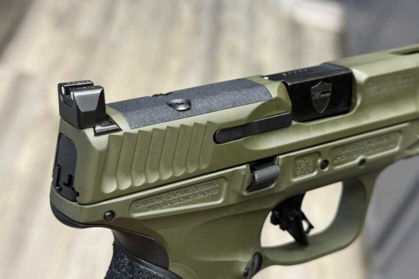 S&W Spec Series Metal M2.0 optic slide cut