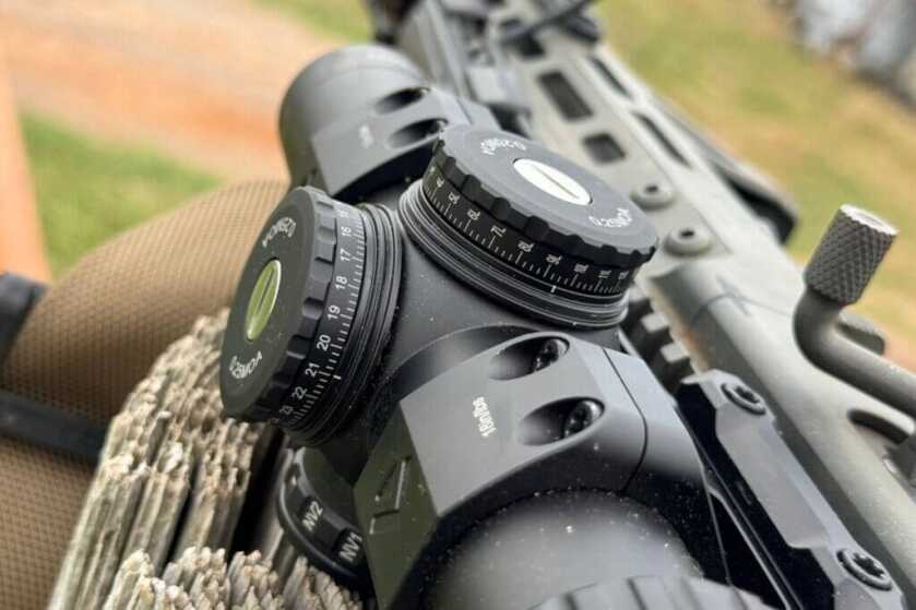 Adjustment knobs on the Arken EP-8 scope