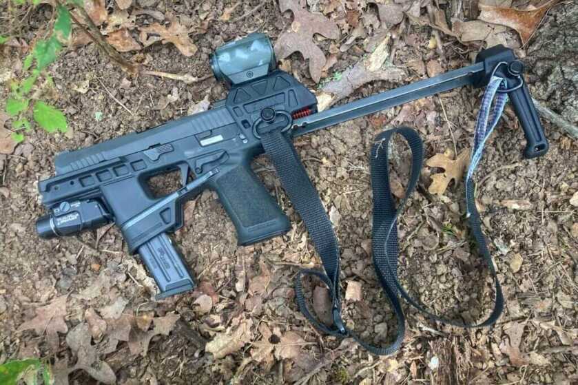 When activated, a brace shoots from the rear of the Raider X chassis like a stiletto and locks itself into place.&nbsp;