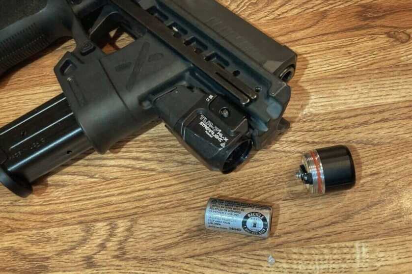 Batteries removed from Streamlight flashlight