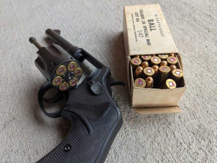 S&w m&p k-frame with vintage ammo