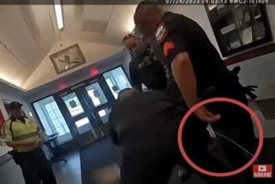 Video of the officer's key going into the holster.
