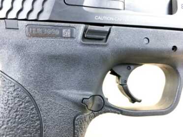 Gun Review: Smith & Wesson M&P 45 Threaded There's a slide lock lever on the right side too.