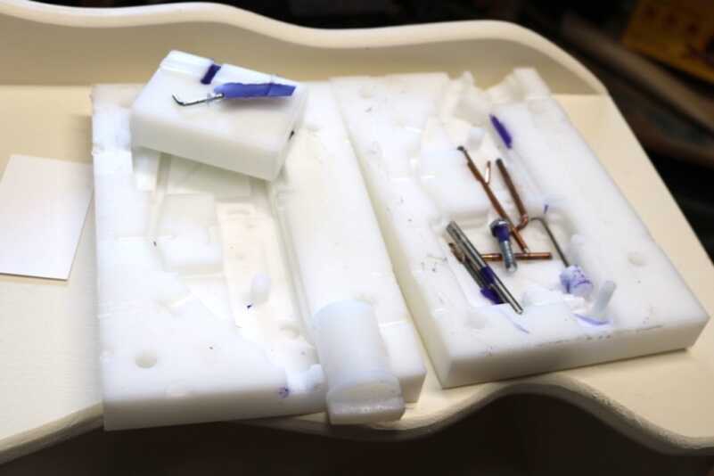 Epoxy AR-15 Mold Ghost Gun Kit - Clay Eats Some Crow! Epoxy AR-15 Mold Ghost Gun Kit - Clay Eats Some Crow!