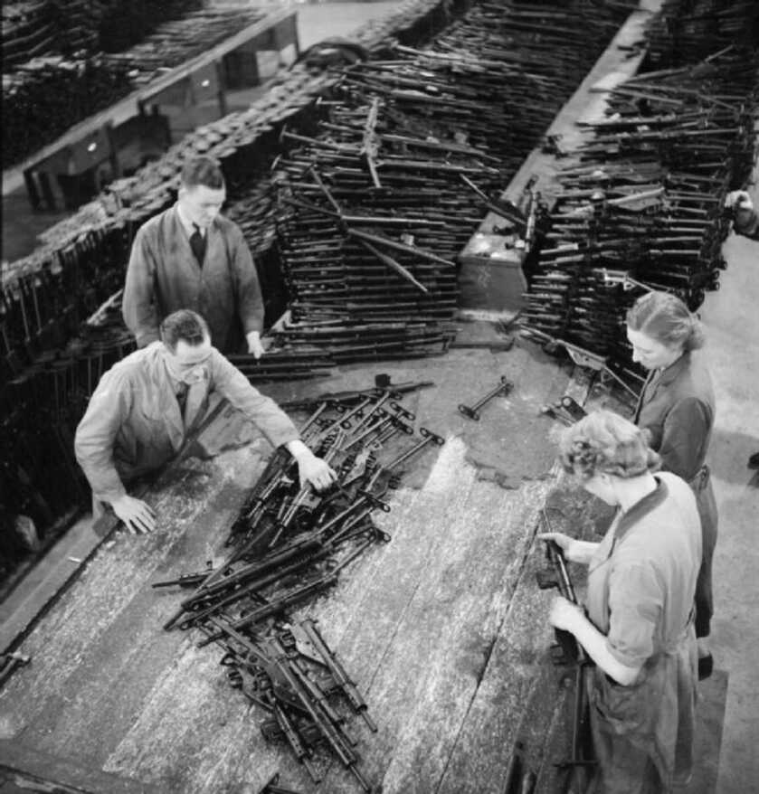 The Story Of An Ambush & The British Sten Gun - A Spectacularly Successful Failure The Story Of An Ambush & The British Sten Gun - A Spectacularly Successful Failure