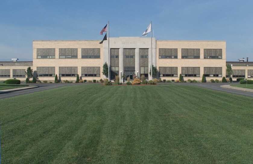 BREAKING: Smith & Wesson to Relocate Headquarters to Tennessee BREAKING: Smith & Wesson to Relocate Headquarters to Tennessee