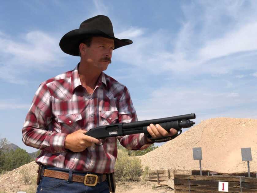 FIRST LOOK: NEW MOSSBERG 590S PUMP-ACTION SHOTGUN FIRST LOOK: NEW MOSSBERG 590S PUMP-ACTION SHOTGUN