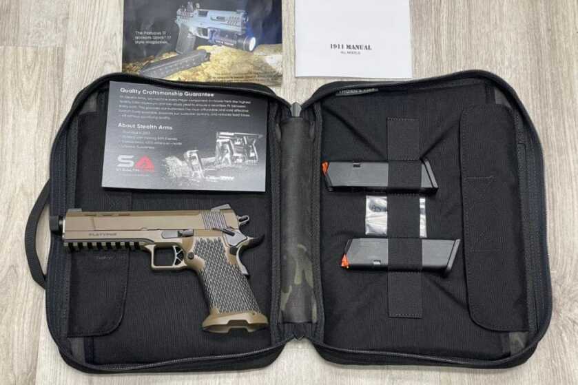 Review: 1911 That Takes Glock Mags?! Meet the Stealth Arms Platypus Stealth Arms Platypus unboxing with soft carry case