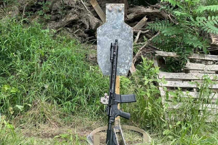 Springfield SAINT Victor with LAW Tactical Folder Reviewed! C-zone AR550 Ta Targets Silhouette taking a beating during this review
