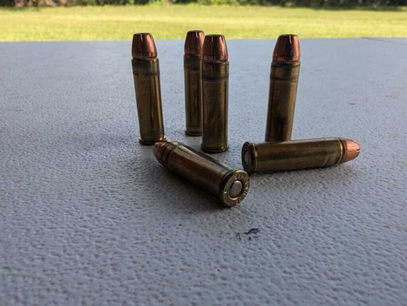 .32 H&R Magnum cartridges