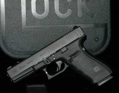 Glocks for Girls - Tori Nonaka Team Glock