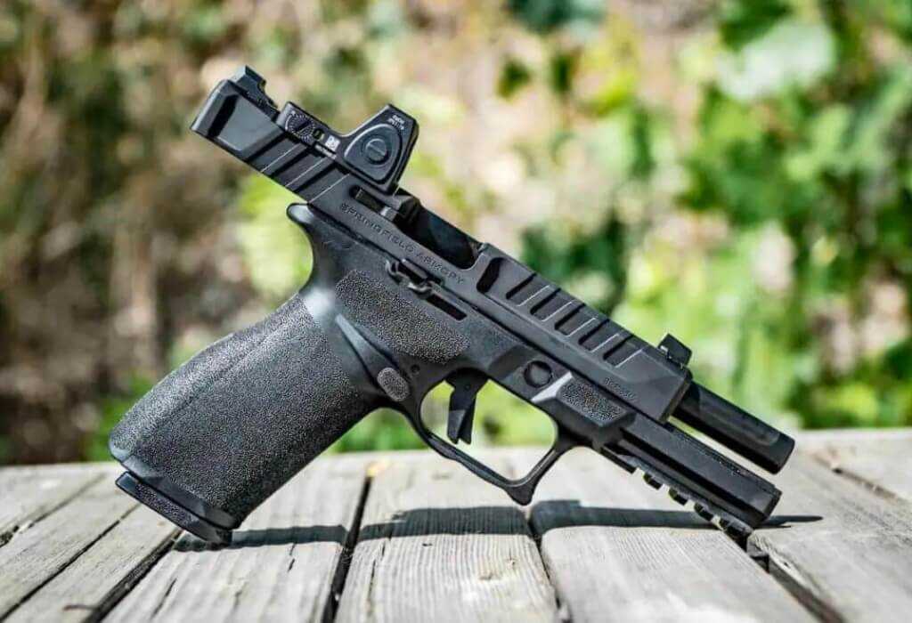 gun with slide locked open