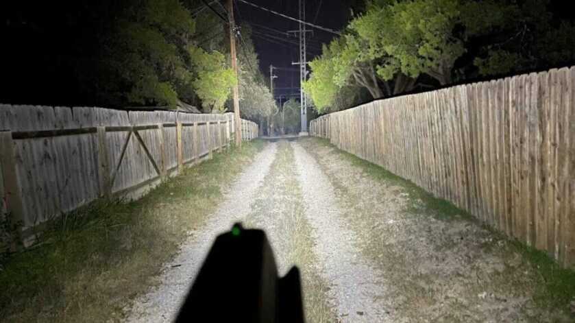 Streamlight weaponlight down an alley