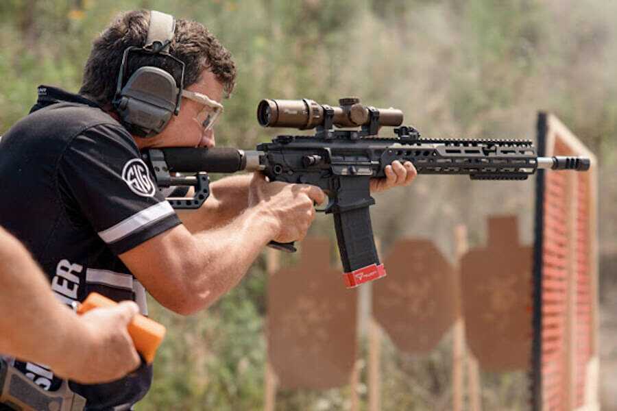 Daniel Horner shooting at the Superstition Mountain 3-Gun match.