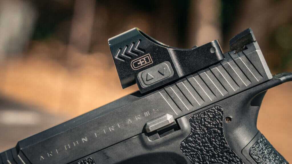 Glock-pattern rear sight dovetail on the Archon Type B Gen 2 for easy aftermarket options.