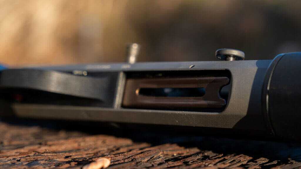 Benelli M4 EXT loading port