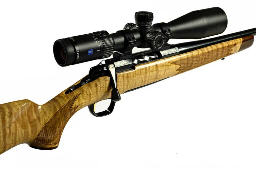 Browning X-Bolt 2 Medallion Maple in 6.5 Creedmoor with Zeiss Conquest V4 mounted, AAAA maple stock glamour profile