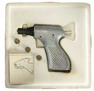 What is this worth? First you have to find out what it is! Answer in the comments below, if you know....