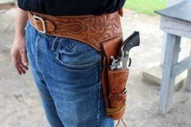 Choosing a Cowboy Action Holster~El Paso Saddlery I was pushing the limits of the belt.