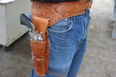 Choosing a Cowboy Action Holster~El Paso Saddlery The cut should still allow access to your pockets.