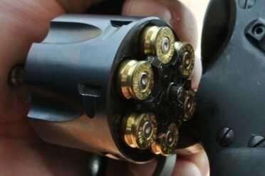 Korth's 9mm Revolver--SHOT Show 2015 The extractor in use