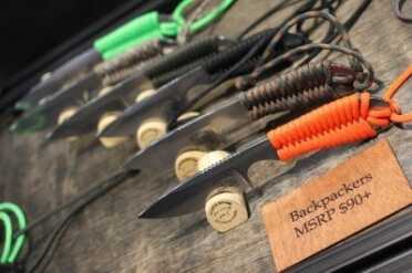 The pack knives are thin and lightweight.