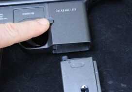 The gun uses the real magazine release like on the real Mauser.