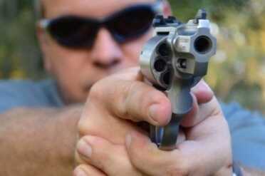 Smith & Wesson Snubby .357 Revolver - Performance Center 686--Review smith 1653