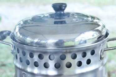 Though I set it up correctly, even the StoveTec pot wouldn't boil with just that little amount of fuel. 