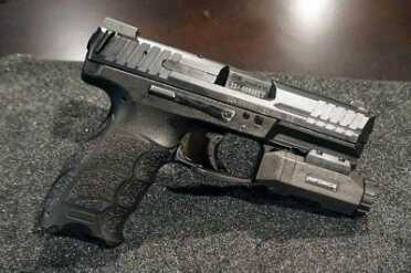 Perfecting the already Perfect H&K VP9 The Meprolight sight has a slight hook shape made exactly for catching on things.