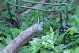 Prepping 101: Killer Traps Even a big 330 has only about 8" of clearance before you hit the trigger.