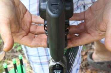 If I have one beef about this crossbow is that is that getting the handles to wind back in can be a little tricky, but the more you do it the more you get the feel for it. 