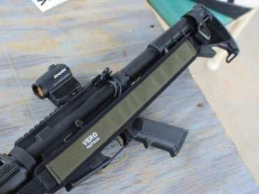 The Vero Vellini Two-Point Transition Sling.