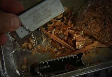 On a standard military firestarter, you scrape away the magnesium block first, then strike the ferrocium rod to spark. These are likewise on Ebay cheap cheap, less than $4 each in quantity. 